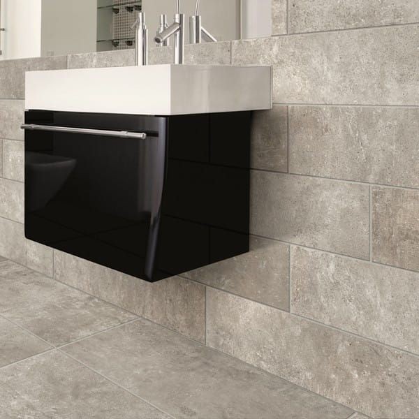 Tuscania Grey Soul Dark Rettificato 30,4x61 płytka gresowa imitująca beton 152136