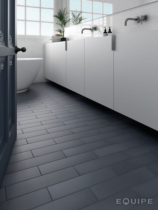 Equipe Stromboli Glassy Blue 9,2x36,8 płytka jodełka 128461