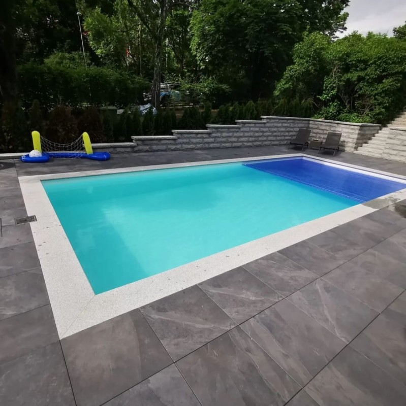 Kamień brzegowy - obrzeże basenowe granitowe 100x35x2 Bullnose 171441
