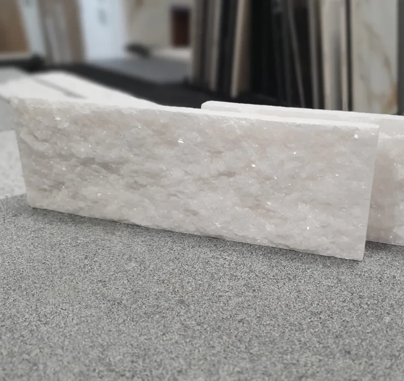 Kamień dekoracyjny marmurowy Pure White Brick 10x30 171468