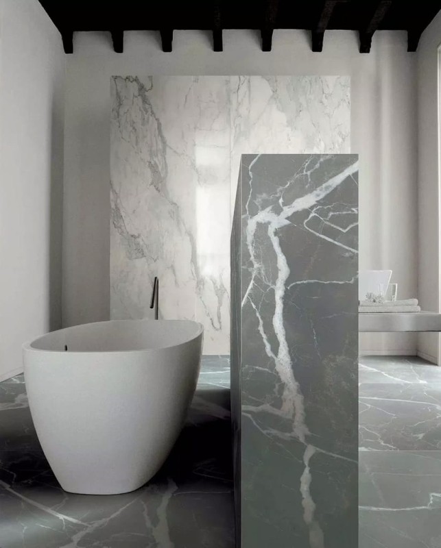 Calacatta Black Glossy 160x320x0,6 cm, gatunek 2 180914