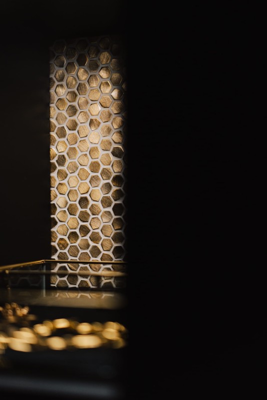 Allumi-Gold-Hexagon-14-14.jpg