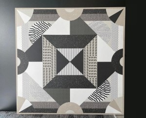 Decoro Bianco/Nero Grafica Non Centrata 118x118x0,6 cm