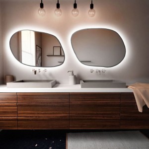 Baltica Design TINY BORDER BRIGHT STAIN IV lustro 60x43 cm nieregularne z oświetleniem LED srebrne barwa światła zimna