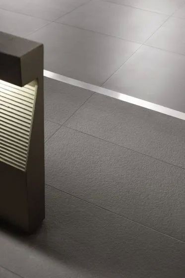 Marazzi SistemN Neutro Grigio Scuro Bocciardato 10x60 M84H płytki gresowe antypoślizgowe 141803