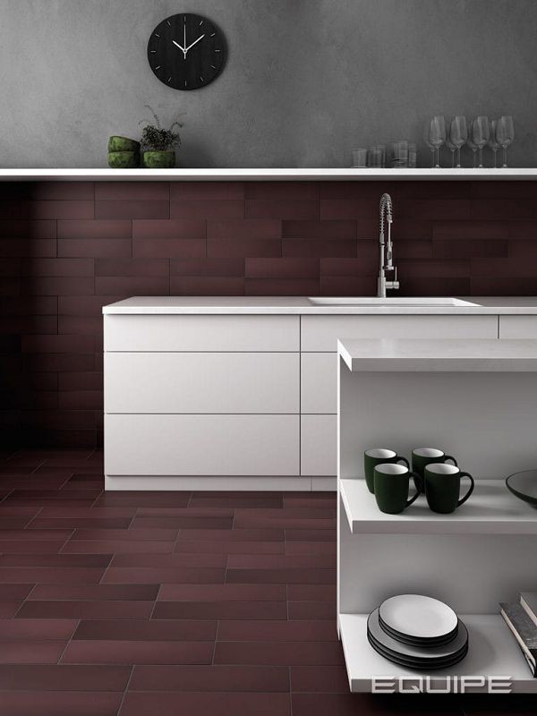 Equipe Stromboli Oxblood 9,2x36,8 płytka jodełka 128463