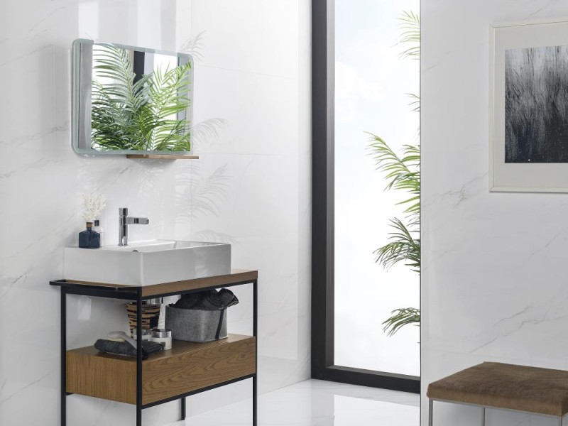 Płytki imitujące marmur biały Porcelanosa Thassos 45x120 ag 15784