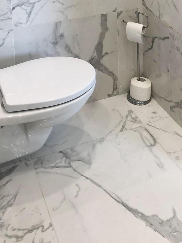 Cegiełki marmur biały szare żyłe Fioranese Marmorea Marmorea Bianco Statuario mat 7,3x30 70527