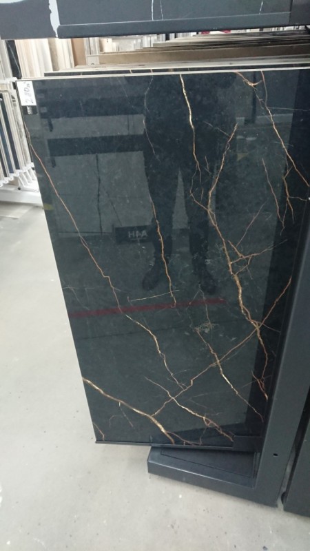 Gres marmur czarny ze złotą nitką Flaviker Supreme Evo Noir Laurent lux 120x120 hb 96005