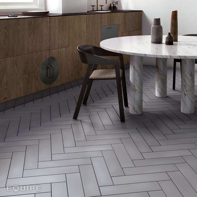 Equipe Stromboli Simply Grey 9,2x36,8 płytka jodełka 128472