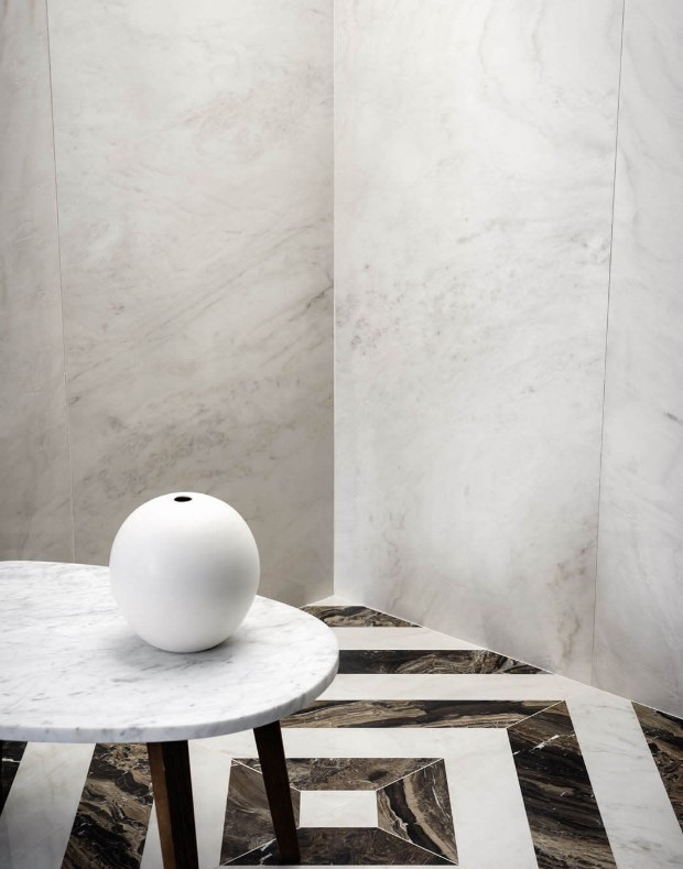 Marmur ekru z żyłami Marazzi Allmarble Altissimo lux 60x120 16314