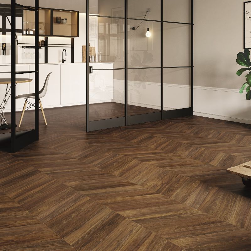 Emil Ceramica Sleek Wood Mohogany Chevron Nat. 11x54 EFCZ płytka drewnopodobna 126150