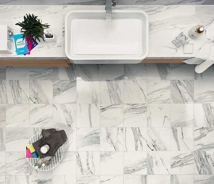 Marmuropodobna płytka Nova Bell IMPERIAL Calacatta Bianco Silk 60x120 10173