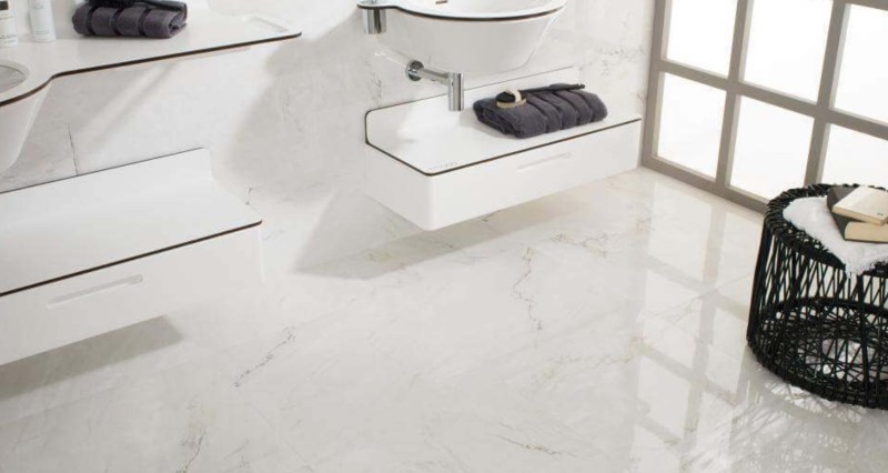 Płytki biały marmur beżowe żyłe połysk Venis Bianco Carrara 59,6x59,6 23594