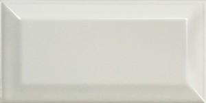 Cegiełki białe krótkie fazowane Equipe Metro Light Grey 7,5X30