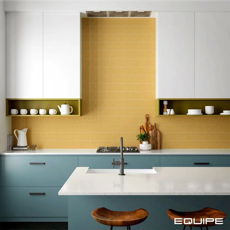 Equipe Curve Yellow Matt 8,3x12 płytki ścienne dekoracyjne 127506